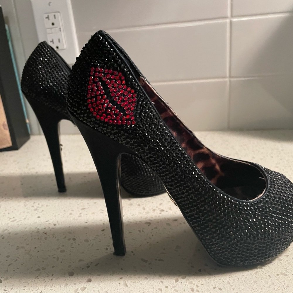 Betsy Johnson studded shoes with lipstick kiss. Super cute. Worn maybe 3 times.